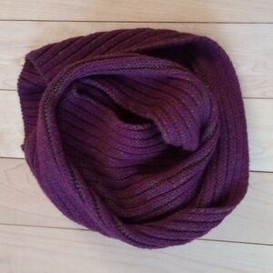 Purple and army green ribbed Scarf